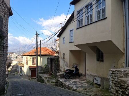 PRIVATE HOUSE FOR SALE VAROSH GJIROKASTER