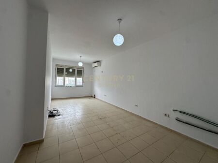 2+1 APARTMENT FOR SALE AT KAMZA TURN! 125,000 €