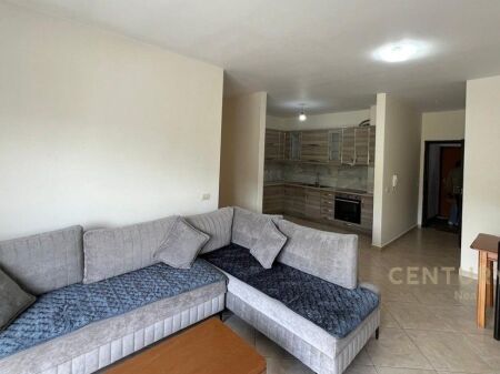 Apartament 2+1 per qira , Globe, Rruga e Kavajes