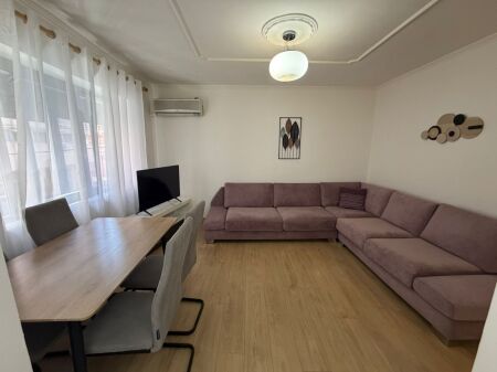 Jepet me qera apartament 1+1, Te shkolla Arben Broci mbrapa karburant Kastrati Myslym Shyri