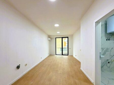 APARTAMENT 1+1 PER QIRA NE RRUGEN MINE PEZA!