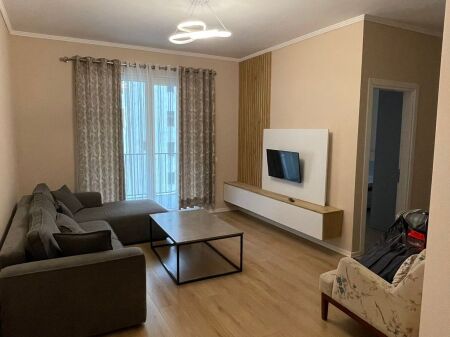 Apartament 3+1 per qira Grand Galeria Yzberisht !
