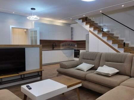 IN AFFITTO, VILLA SEMINDIPENDENTE, FRESKU ID:530581008-78