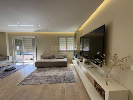 APARTMENT 1+1 possibility to convert to 2+1 FOR SALE AT VILA L -170,000 Euro!