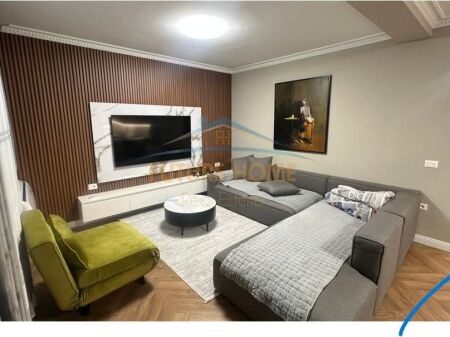 For sale, Apartment 2+1, Elbasan Street, Tirana.