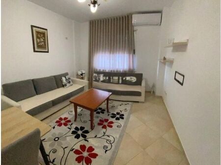 Apartament 2+1 me Qira pranë Hotel Marinaj, Unaza e Re!