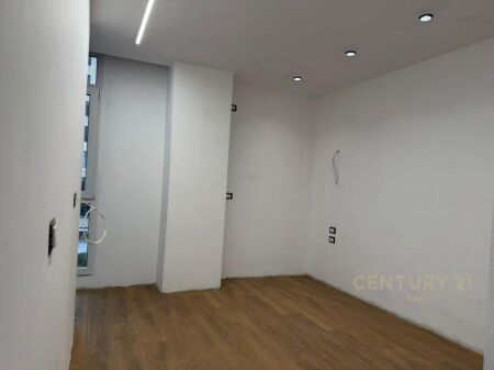Apartament 1+1 Në Shitje te 21 Dhjetori, Rruga Muhamet Gjollesha, Tiranë - 158,000€ | 53.69 m²