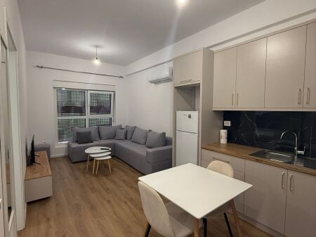 Jepet me qera apartament  Residenca Kadiu, Rruga Ali Demi