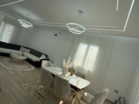 Villa 3+1+2 For Rent in Fresku, Tirana