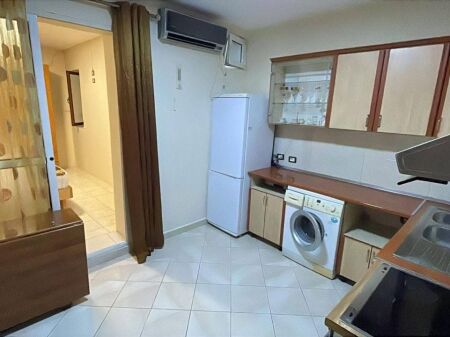  Jepet me Qera Super Apartament 2+1 tek Bulevardi Zogu i Pare,