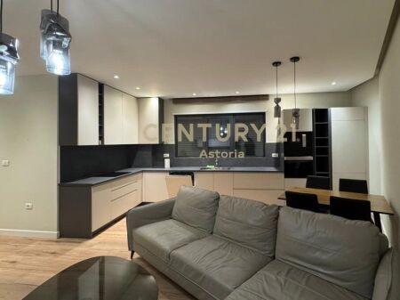 Apartament 1+1 me qira , Astir