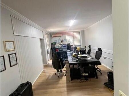 Apartament - Për Qira - Rruga Abdi Toptani, Tiranë