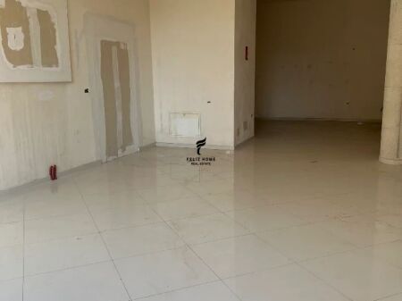 MAGAZZINI IN AFFITTO 110 M2 5 MAJI 58.000 LEKE FH-66597