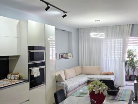 Apartment 2+1 for Sale – 90 m² – Near the Hospital, Durrës