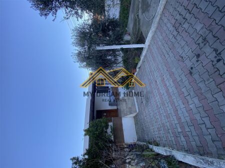 VENDESI PRIVATO IN VENDITA A PORTO ROMANO DURRES !!
