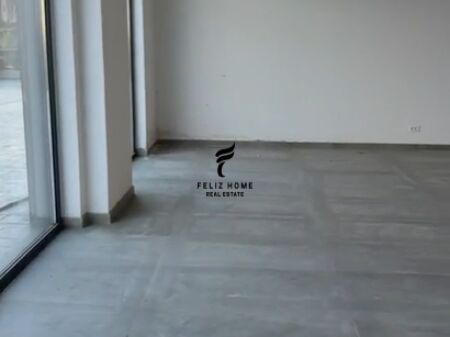 NEGOZIO IN AFFITTO 202M2 KAMEZ 200.000 LEKE FH-66407