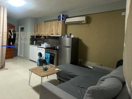 Studio apartment for sale. Ground floor. Selite near Marlin Barleti. 60,000 €