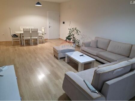 Apartament 2+1+2 me qera Kopshti Botanik