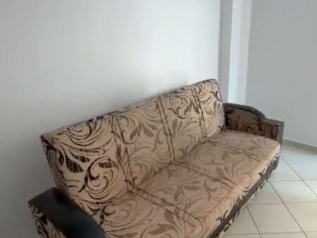 Apartament me qera 1+1
