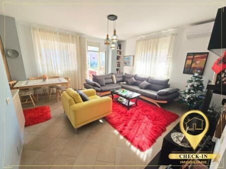 Super 2+1 apartment with 2 verandas for sale in Kodra e Diellit
