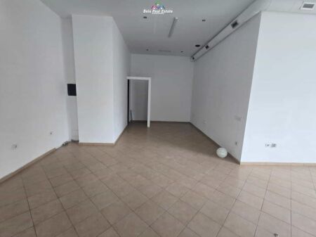 Negozio in Affitto al Viale Zogu i Pare (ID BZ232) Tirana