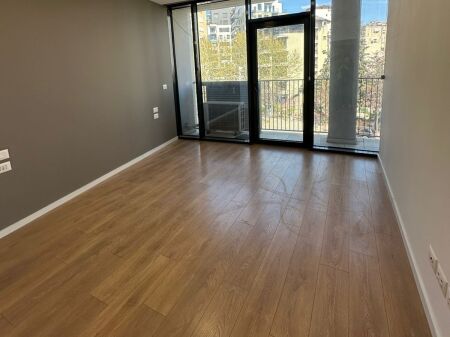  Spazio Ufficio in Affitto – Lake View Residence