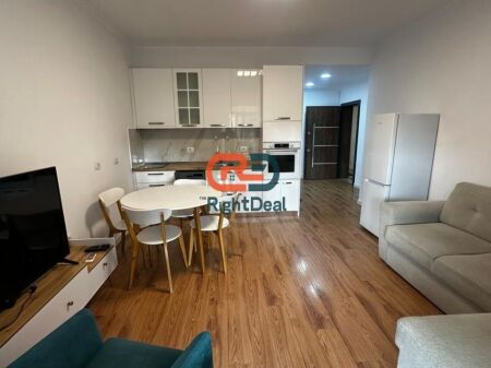 Jepet Me Qira Apartament 1+1 Prane Rr."Siri Kodra" Brenda Unazes!!!