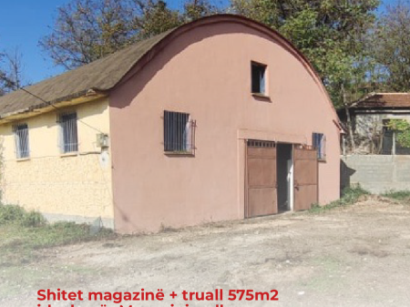 Shitet magazine në Qukës