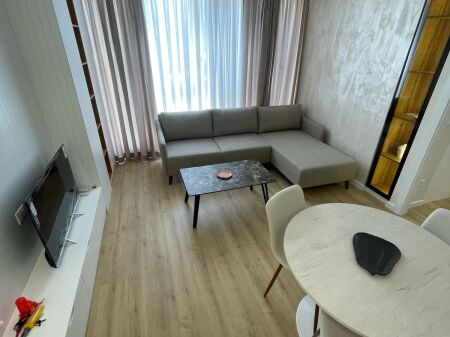 APARTAMENT ME QIRA 1+1 TE BULEVARDI RI