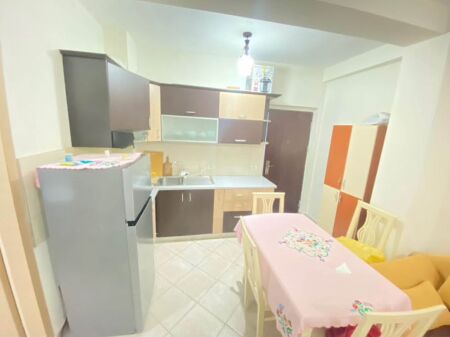 For sale 1+1+Balcony beach (Shkëmbi Kavajës) 