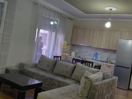 Qira, Apartament, 2+1+2blk, 5 Maji – Pallatet e Reja, 55,000 Lek/Muaj
