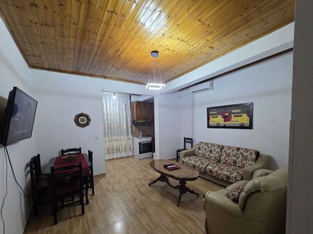  JEPET ME QERA APARTAMENT 1+1 – VARRI I BAMIT