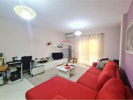 APARTAMENT 2+1 PER SHITJE TEK RRUGA KOSOVAREVE