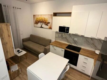 Apartament ne shitje 1+1+Post Parkimi, Ali Demi - Mangalemi