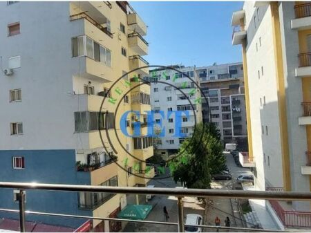 Qira, Apartament 1+1 ne Plazh Iliria, Durres