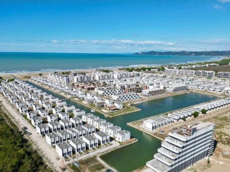In vendita Super Villa con Piscina nella Baia di Lalëz – Turquoise Marina 