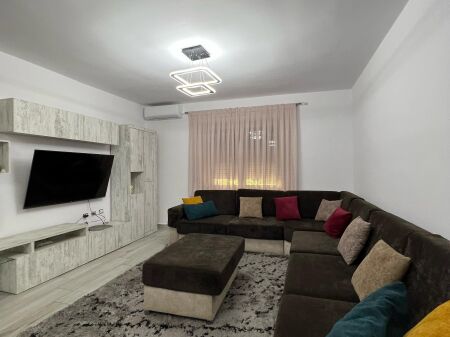  Jepet Apartament 2+1 me Qira – Rruga e Elbasanit