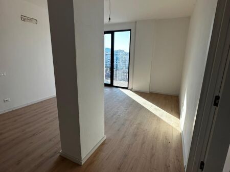 AFFITTASI UFFICIO 2+1 ALTANA RESIDENCE