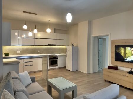 QIRA , APARTAMENT MODERN 2+1 , KODRA E DIELLIT