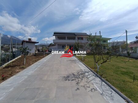 Villa in vendita a Shkozë, Tirana (ID 4151217)