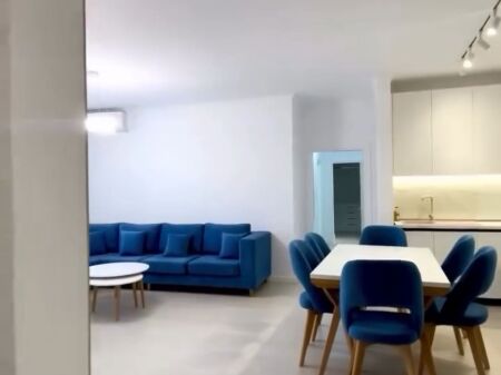 🏡 Apartament 2+1+2 me qira tek Petro Nini