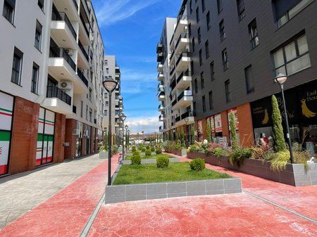 Shitet, Apartament 2+1+2, Trio Towers, Don Bosko