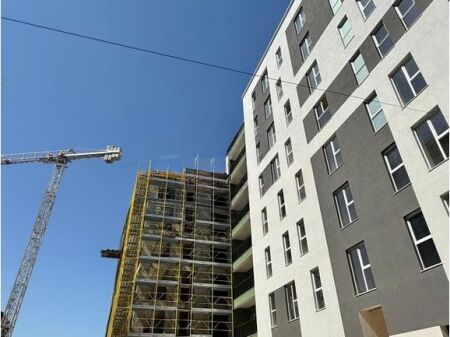  Apartment 2+1 for sale in Tirana Entry 2