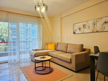 Apartament 2+1+2+Post Parkimi te Liqeni i Thate