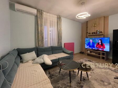 SHESIM APARTAMENT 2+1, Prane Shkolles se Bashkuar