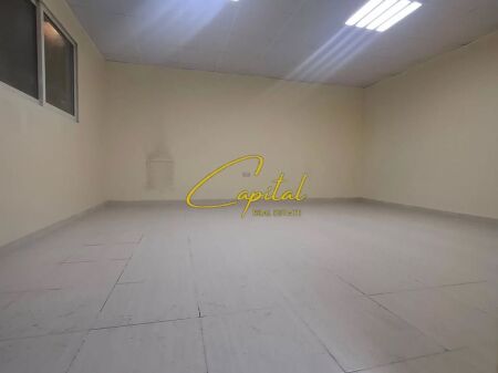 MAGAZZINI IN AFFITTO 110 M2 5 MAJI 550 EURO
