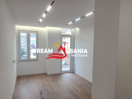 Shiten 2 Apartamente 1+1 tek 21 Dhjetori, prane Mondialit (ID 41111541)