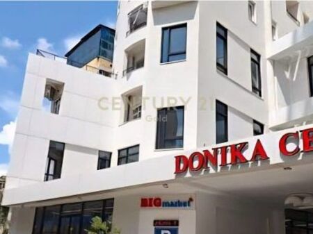 Business Unit for sale very close to Skënderbej Square (Center), Mine Peza Street - 211,200€ | 38.4 m²