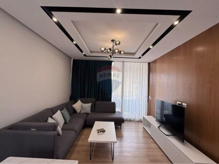 , APARTAMENT 2+1+2 PËR QIRA MYSLYM SHYRI