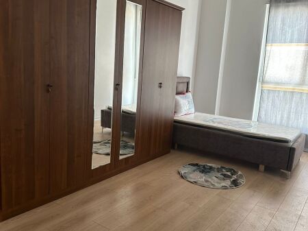  Apartament 2+1+2 me Qira – 5 Maji (përballë Concord Center) 